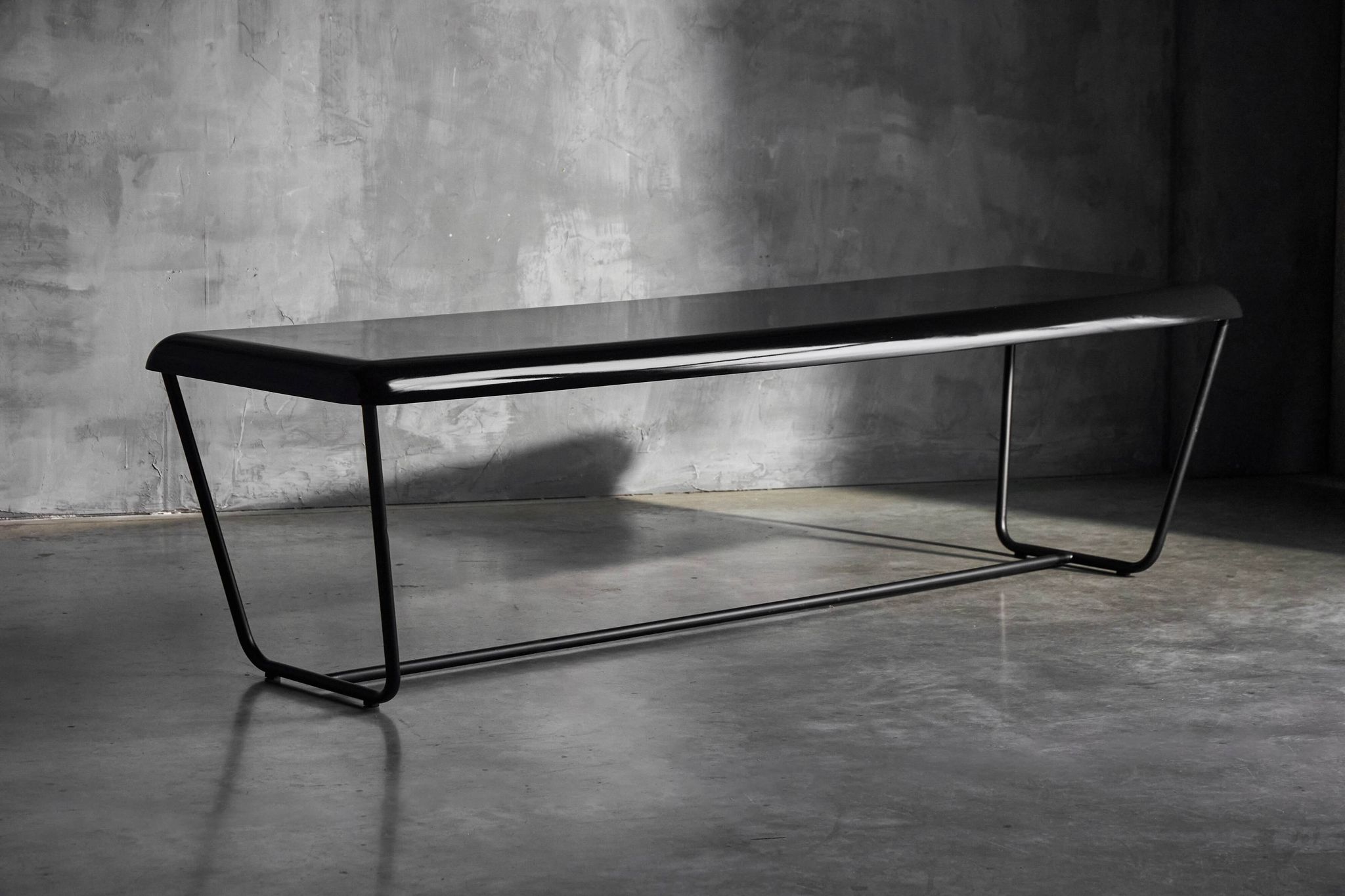 Table console DC204 par Vincenzo De Cotiis, Italie, 2006