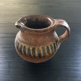Pitcher sandstone striped decoration