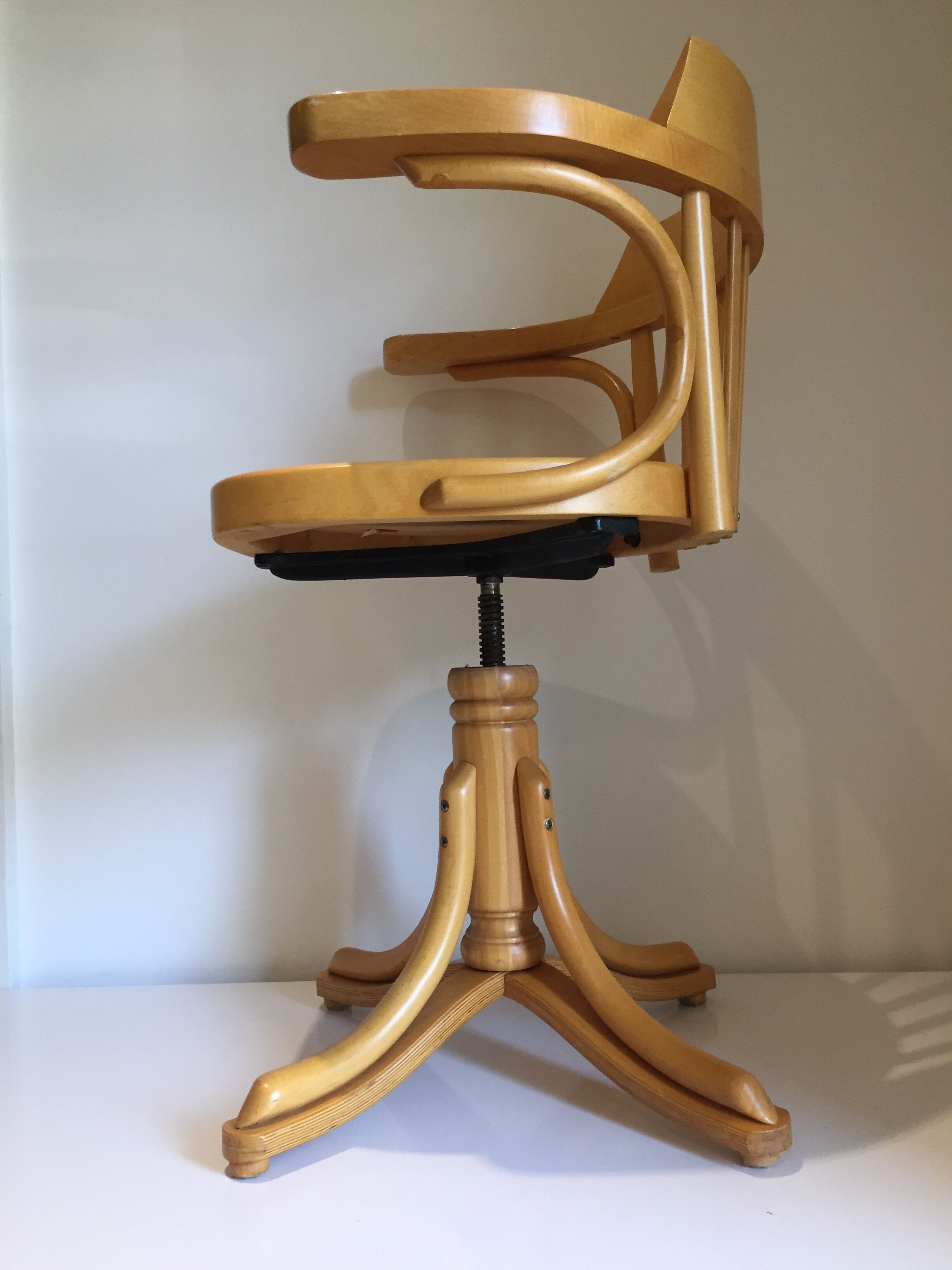Swivel office chair, ZPM Radomsko for Thonet, year 1960