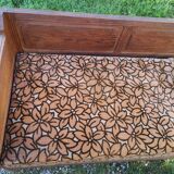 Art Deco banquette in its original condition.