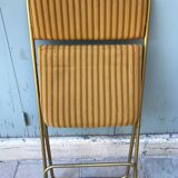 Set de 4  chaises pliantes en laiton et velours moutarde à rayures signé «  Lafuma » 1960