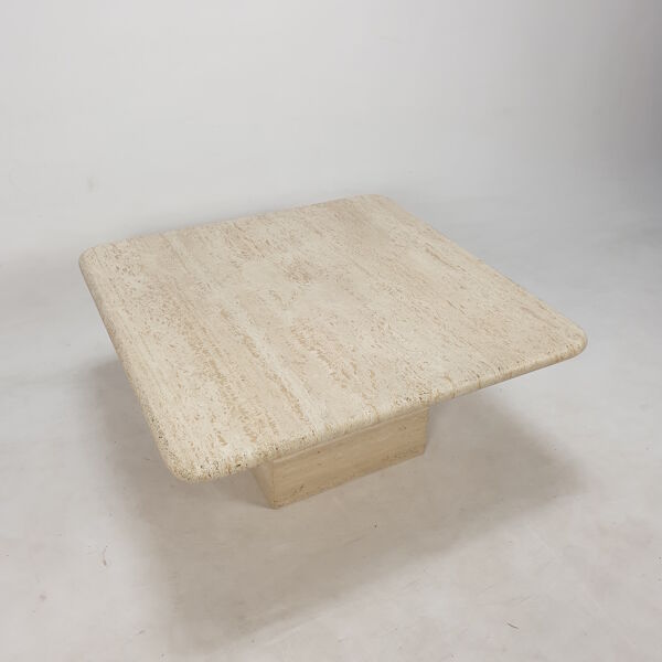 Table basse italienne en travertin, années 1980