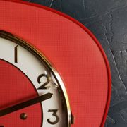 Horloge formica vintage pendule murale silencieuse trapèze "SMI rouge"