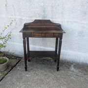 Dresser, oak desk