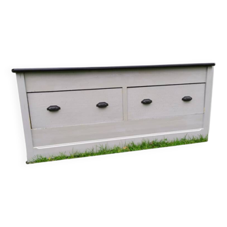 Trade furniture