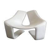 Zen chair steiner kwok hoi chan design