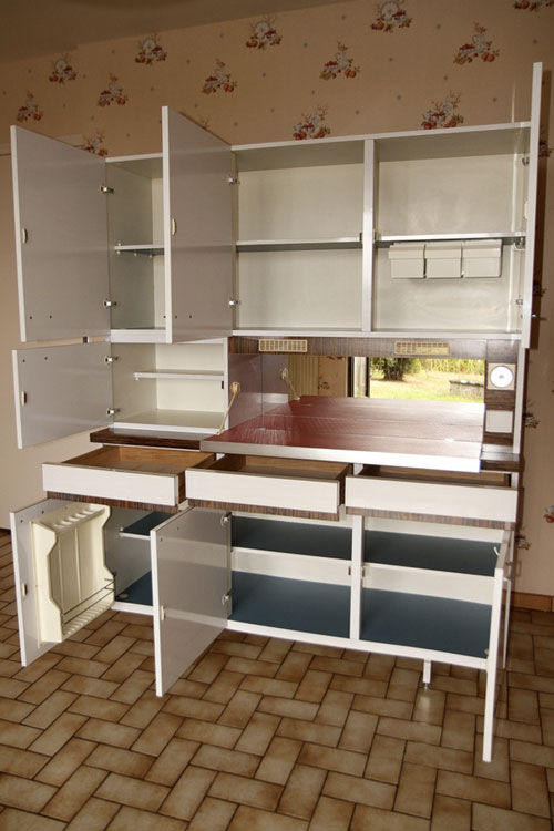 White vintage formica kitchen furniture