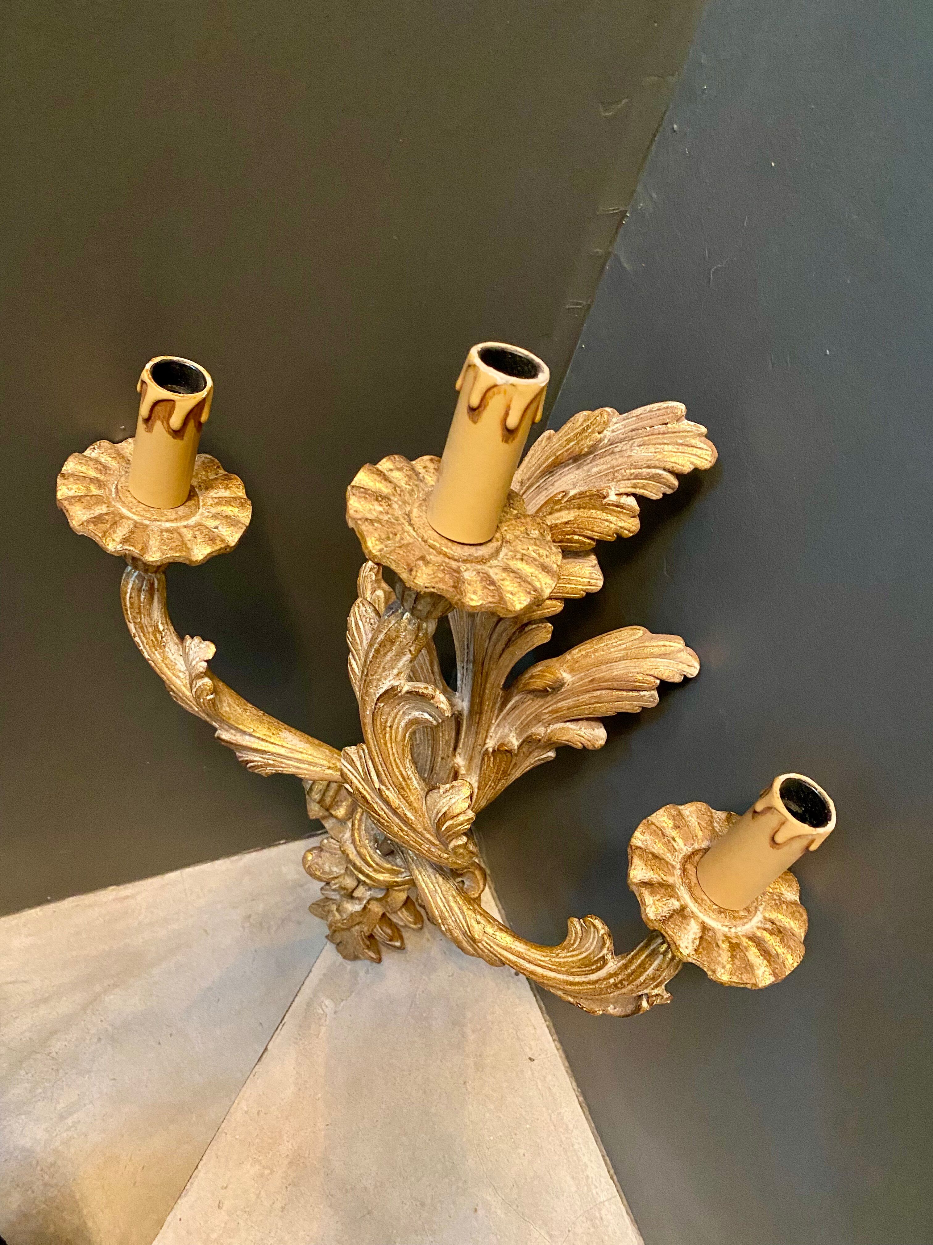 Golden wood wall light