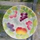 Plat à gâteau / coupe fruit faience barbotine de St Clement