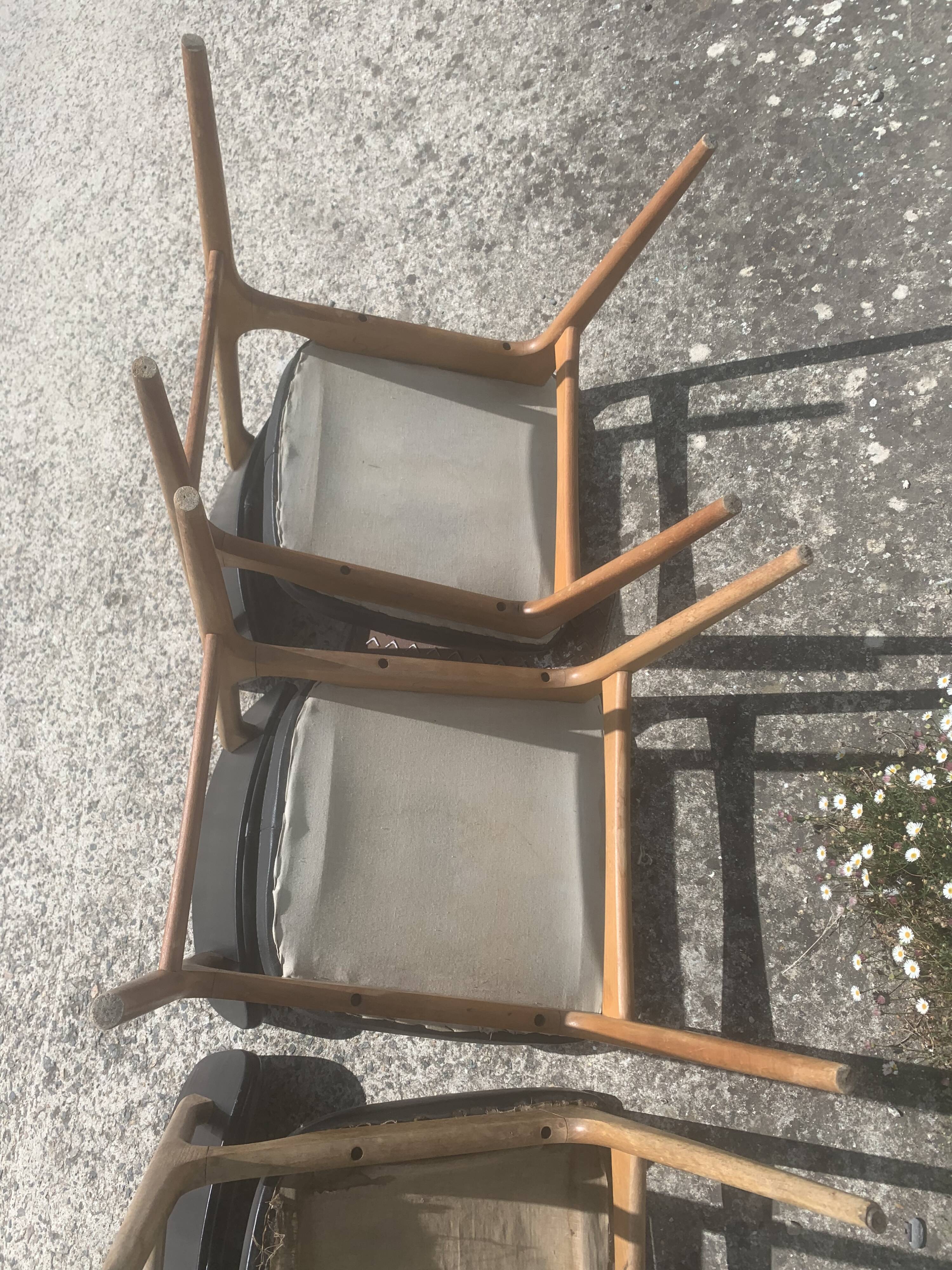 Vintage chair skaï black