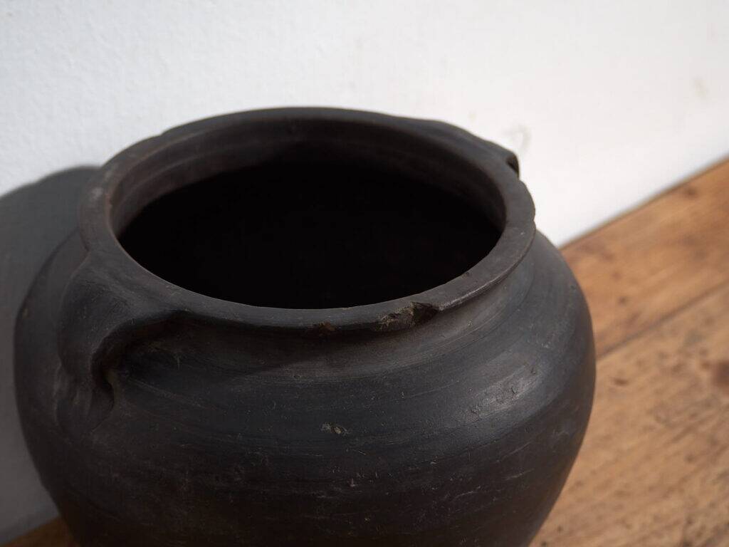 Small antique ceramic vase (c.1900) #7