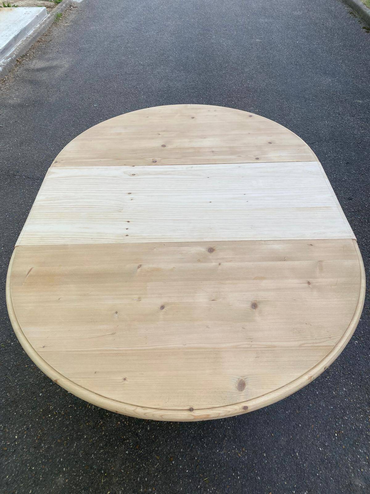 Interior's extendable solid wood round table tripod 160cm