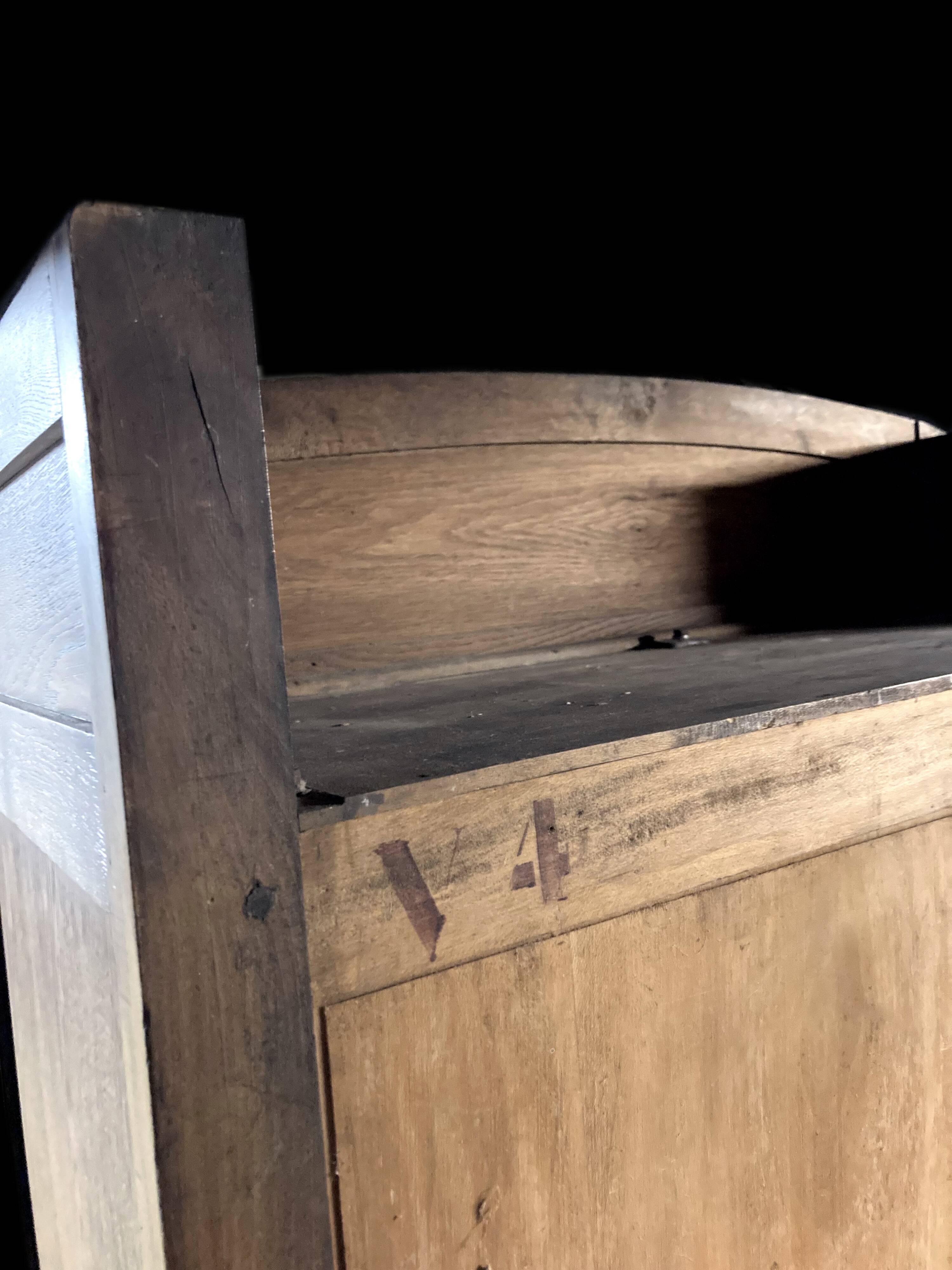 Superb large Parisian oak wardrobe (1930s/1940s)