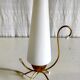 Lampe à poser métal doré et abat-jour opaline blanc – années 50/60
