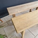 Paire de bancs anciens