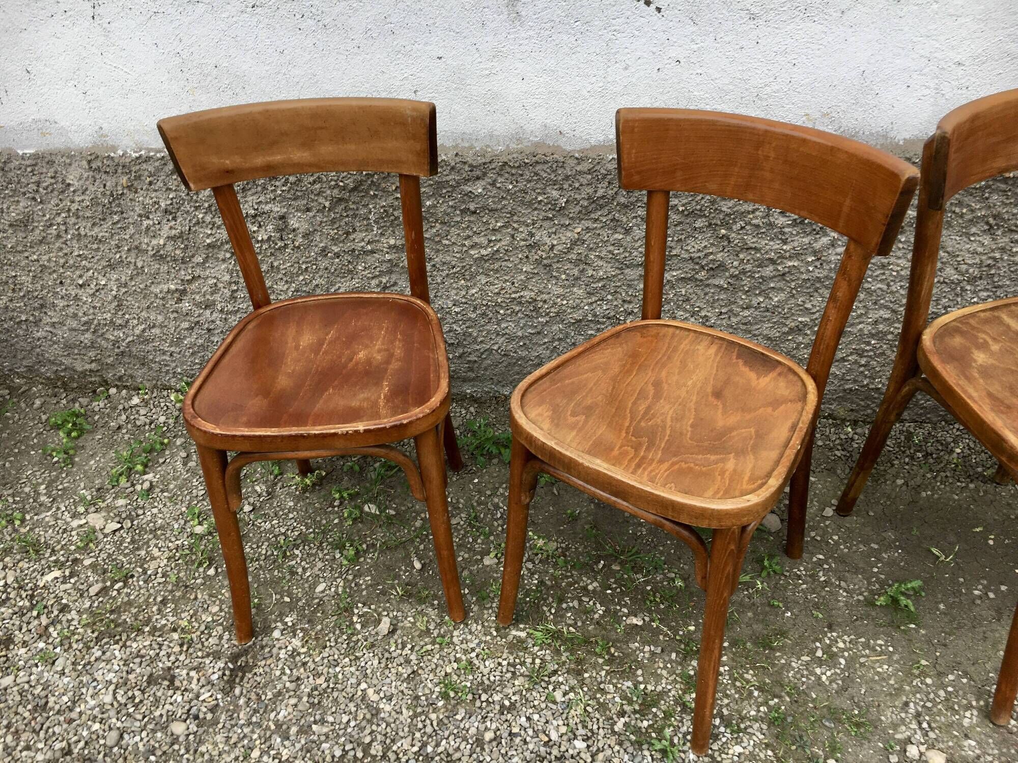 Series of 10 vintage bentwood curved wood bistro chairs