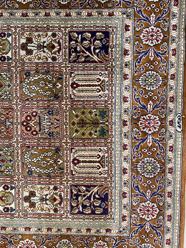 Vintage turkish silk carpet 92x157 cm