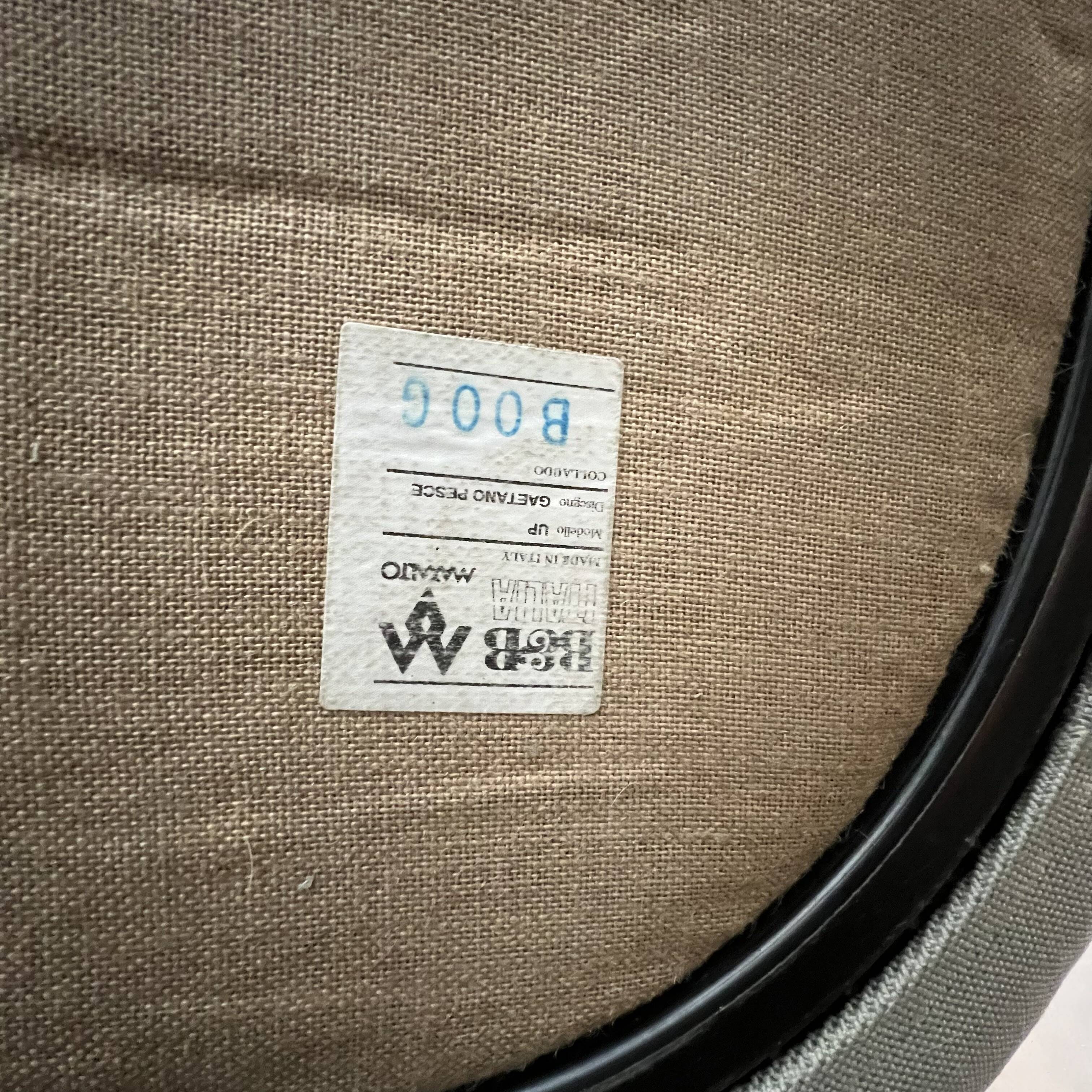 Armchair and footrest Up 5/6 La Mamma by Gaetano Pesce for B&B Italia 2000s edition