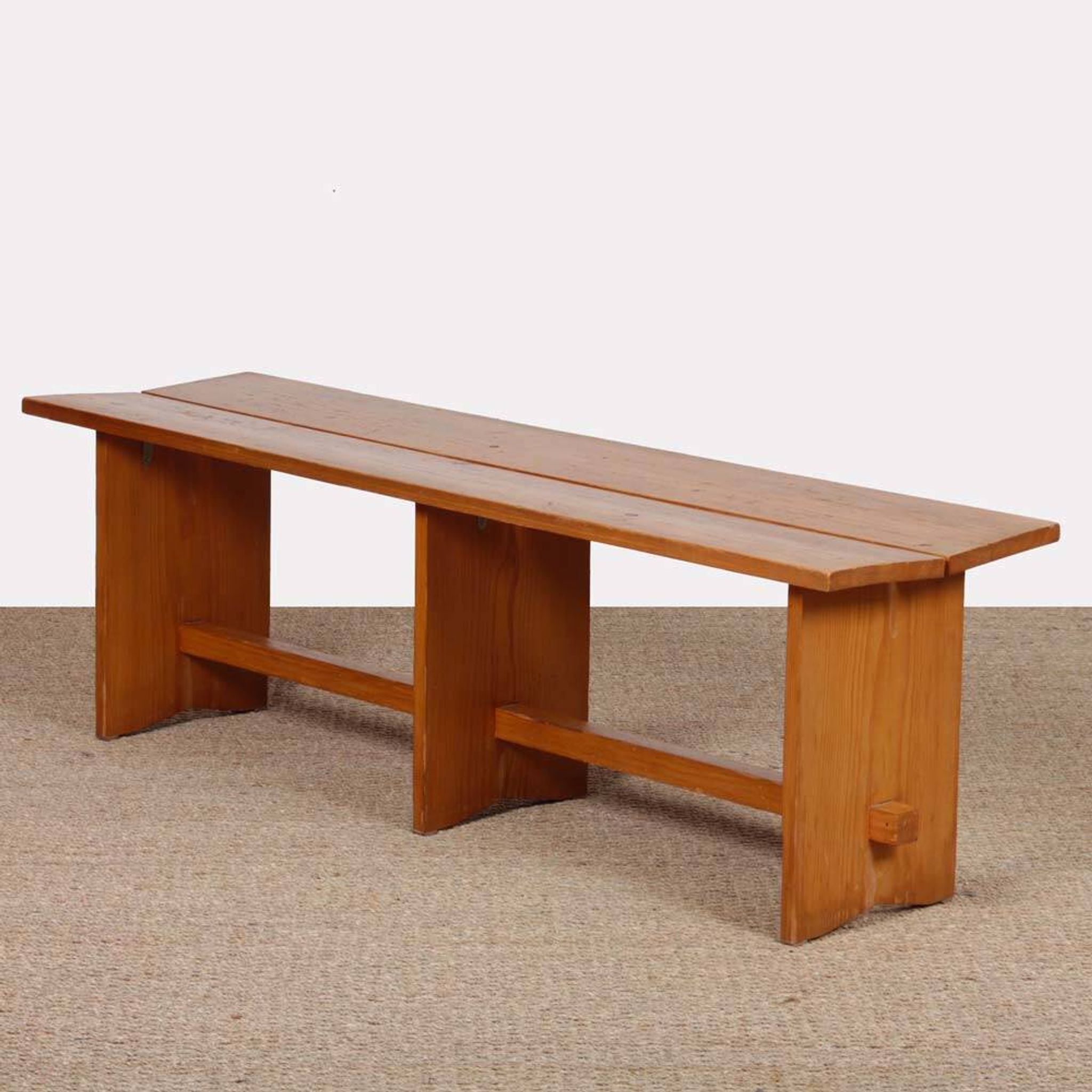 Vintage pine bench, 20th-century work.
