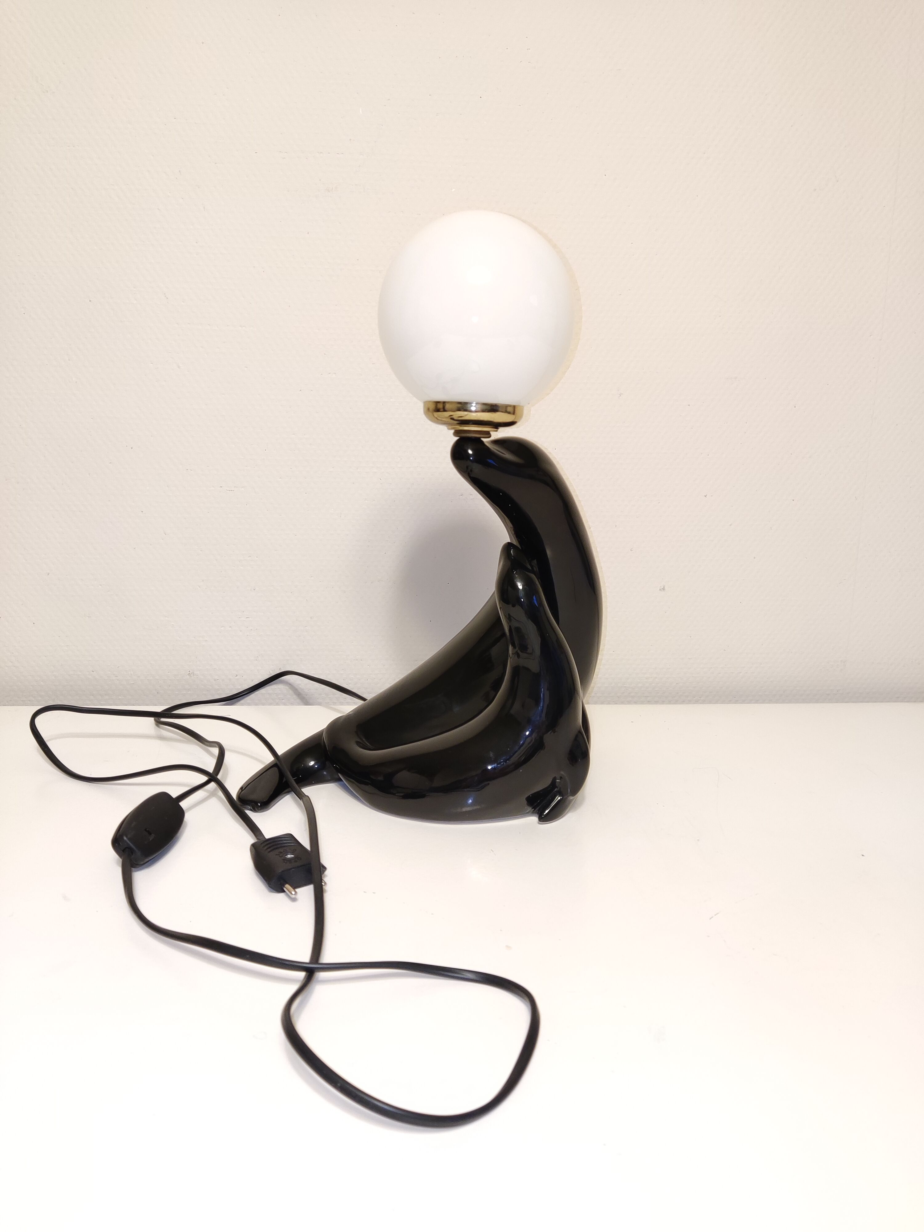 Sea lion lamp with its small ceramic