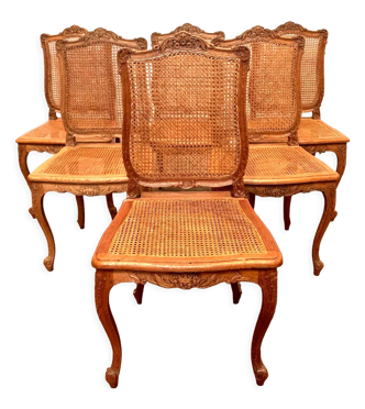 Suite de six chaises de style Louis XV en chene massif XX siècle