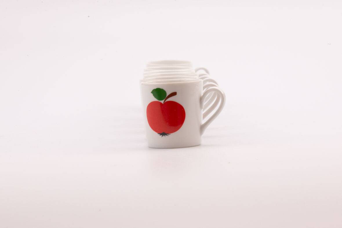 Lot of 6 Seltmann Weiden porcelain espresso cups - Red apple design - A