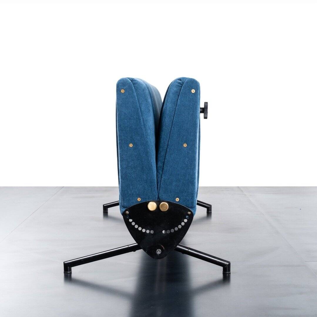 Vintage Model D70 Sofa Bed Black Iron Reupholstered Blue by Osvaldo Borsani for Tecno, 1970s