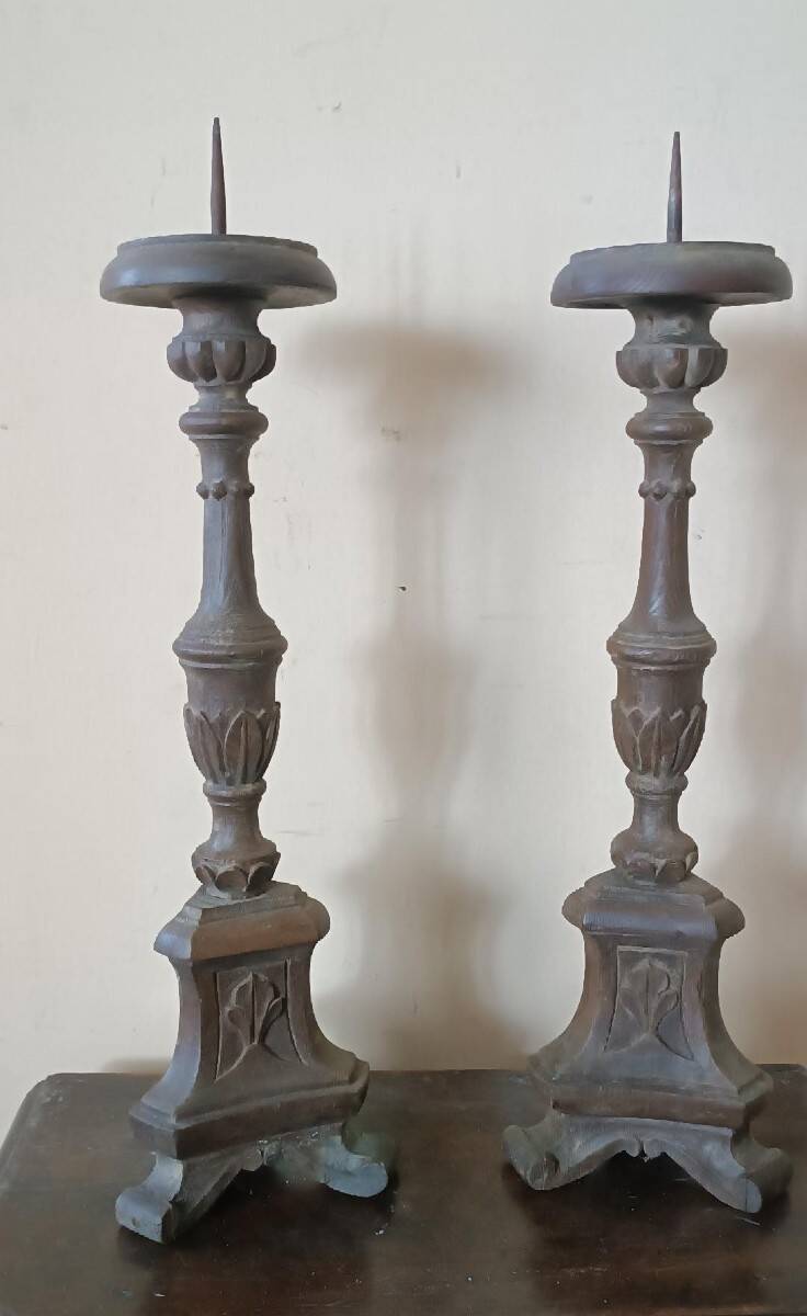 Pair of wooden candlesticks from Italy, late 18th century