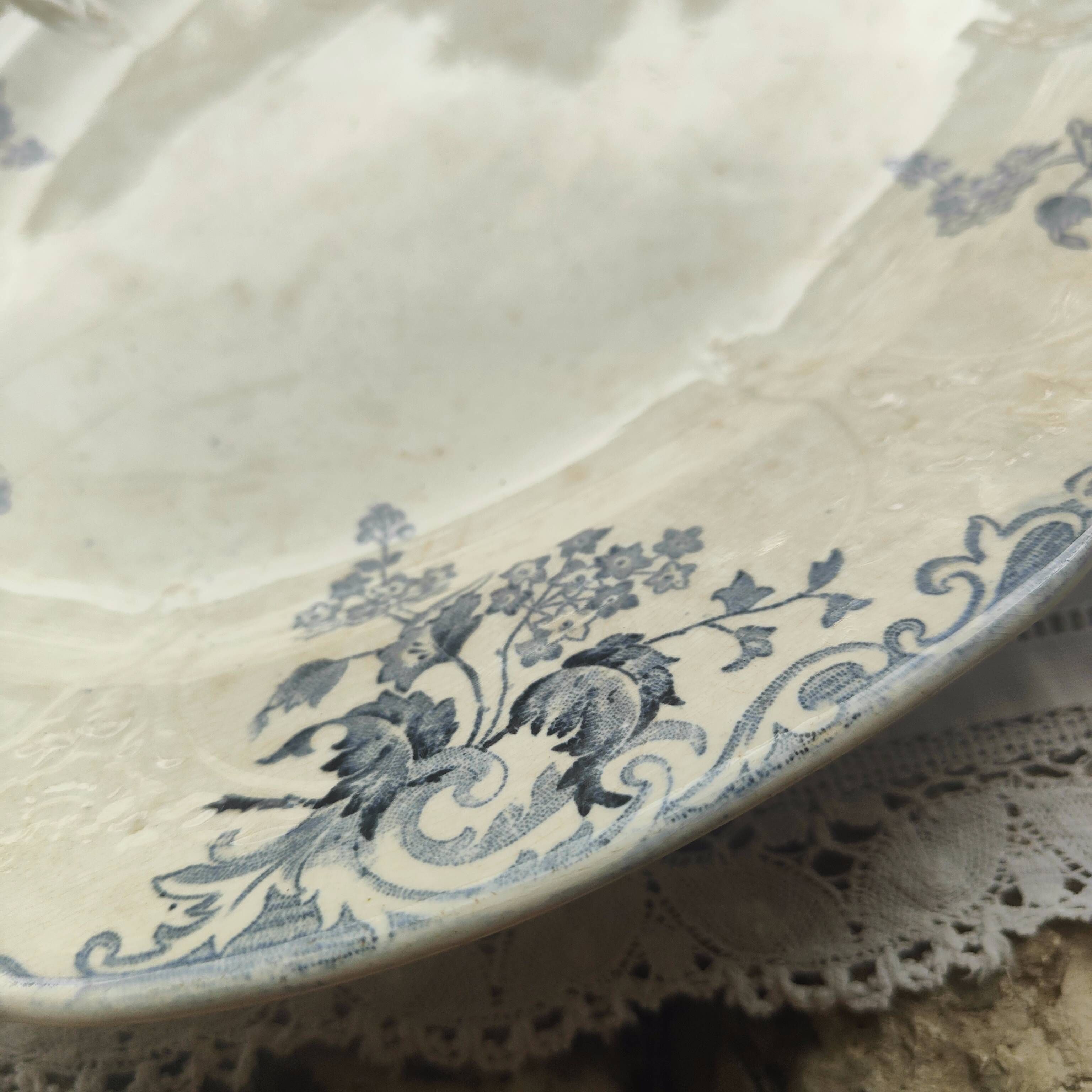 Large dish Longwy