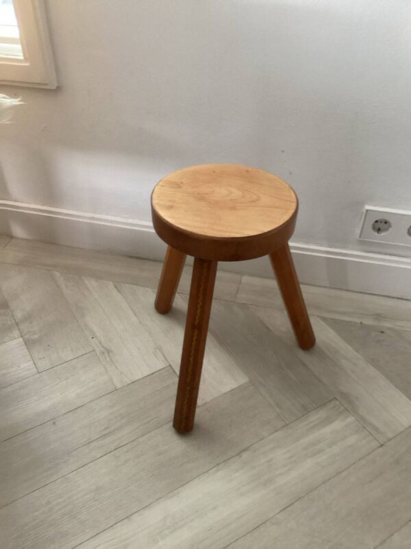 Tabouret modèle haut
