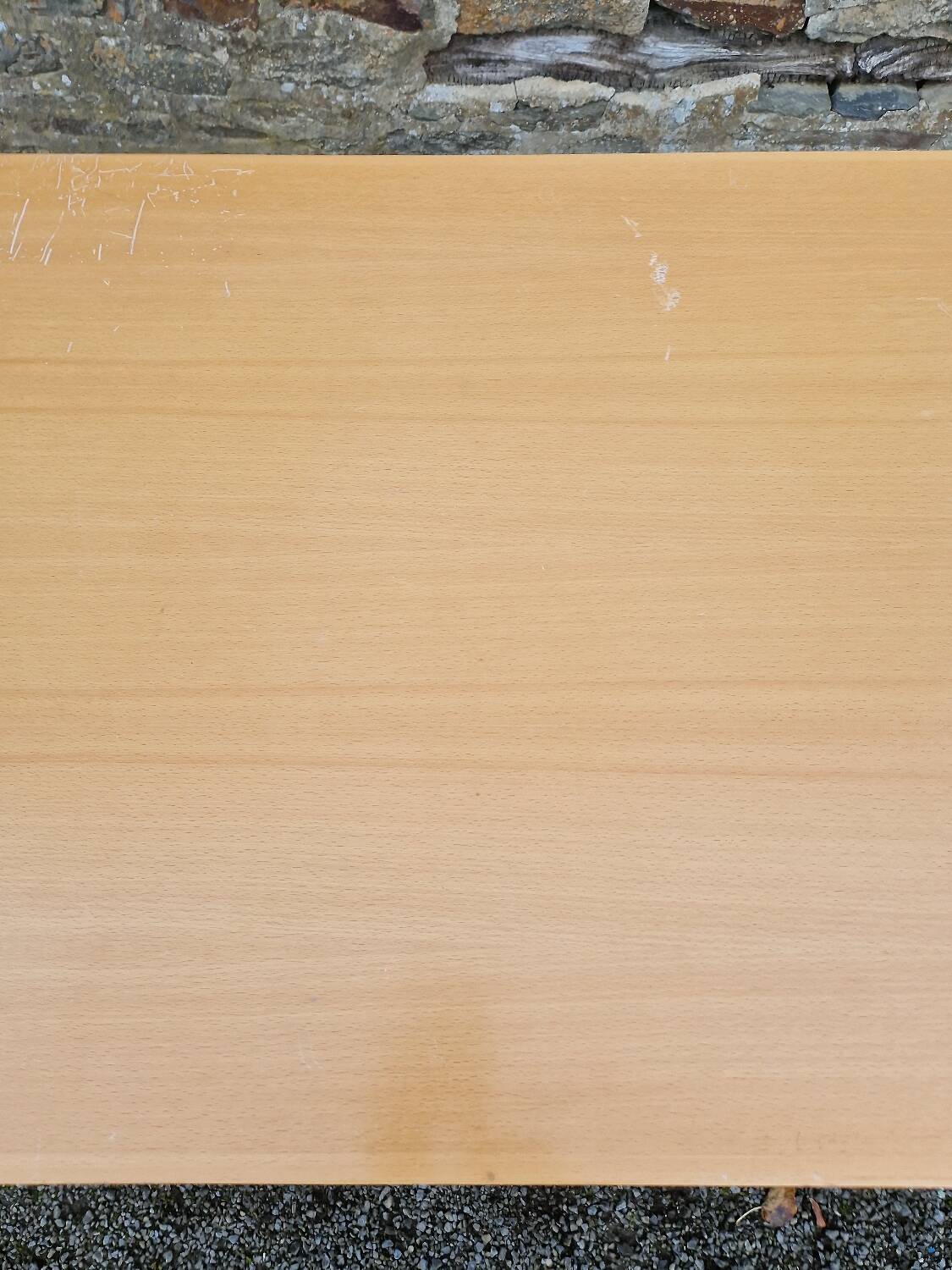 USM Kitos design table