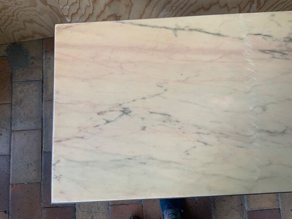 Table basse marbre et laiton