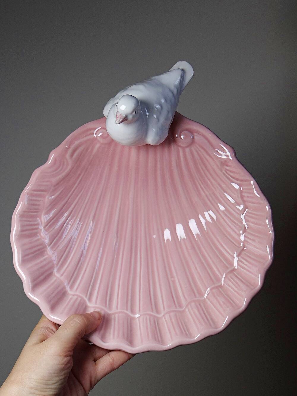 Decorative bowl, vintage Italian earthenware empty pocket with shell and dove