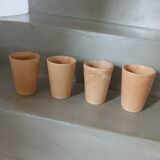 4 stoneware mugs