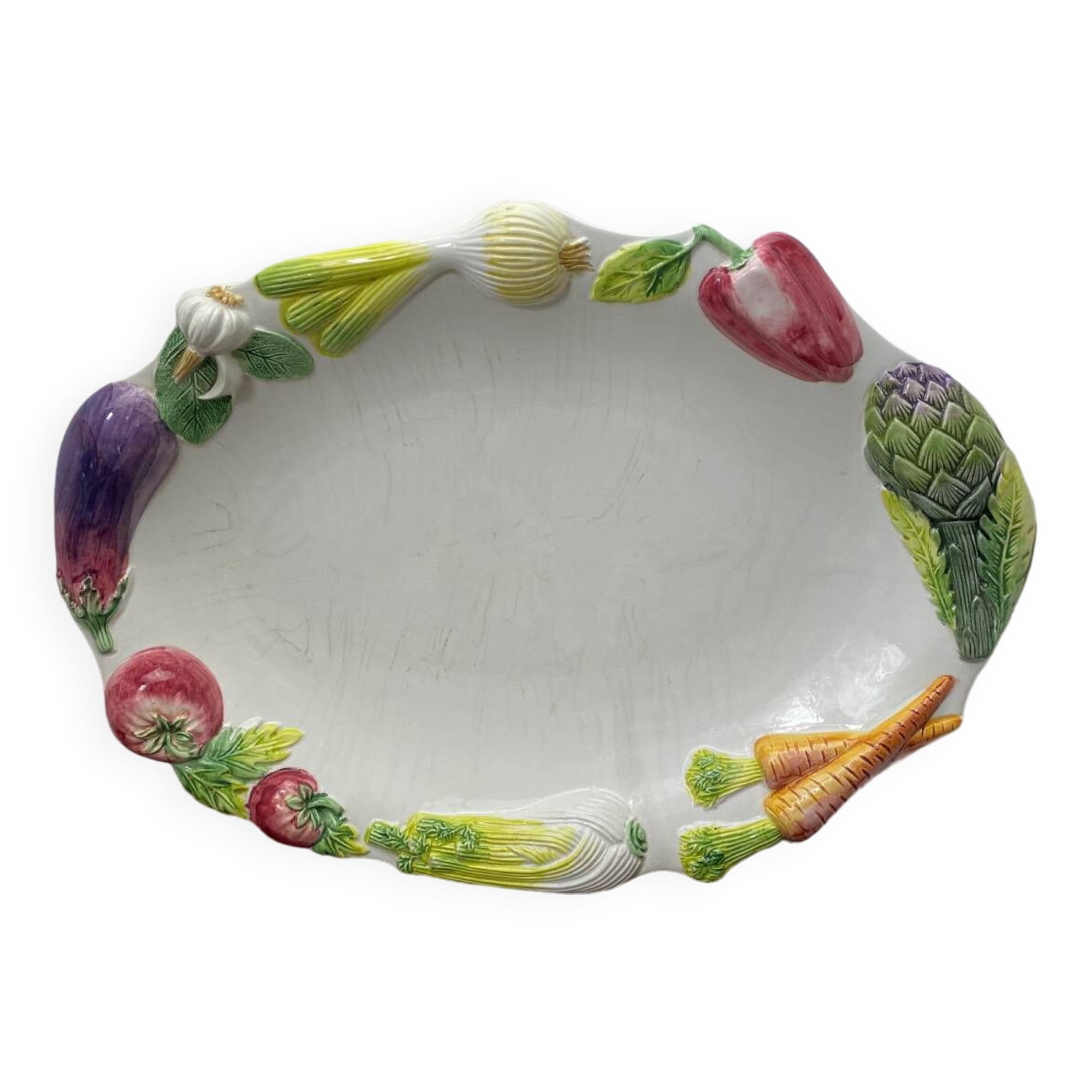 Ceramic serving dish