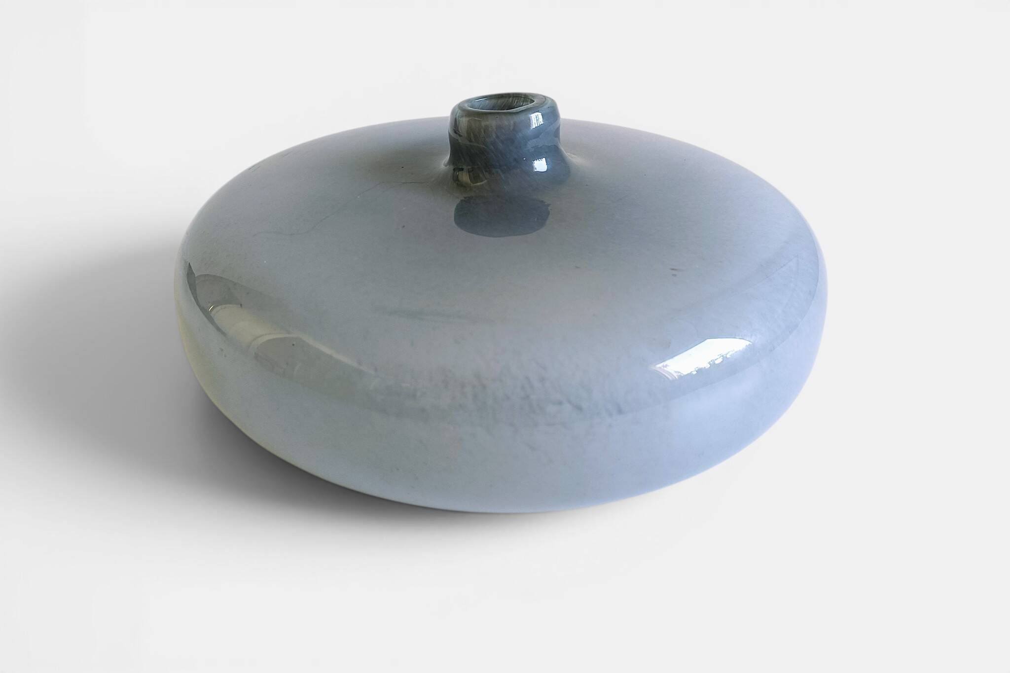 Vase en verre fumé Murano italien moderne / minimaliste, Italie, années 1970
