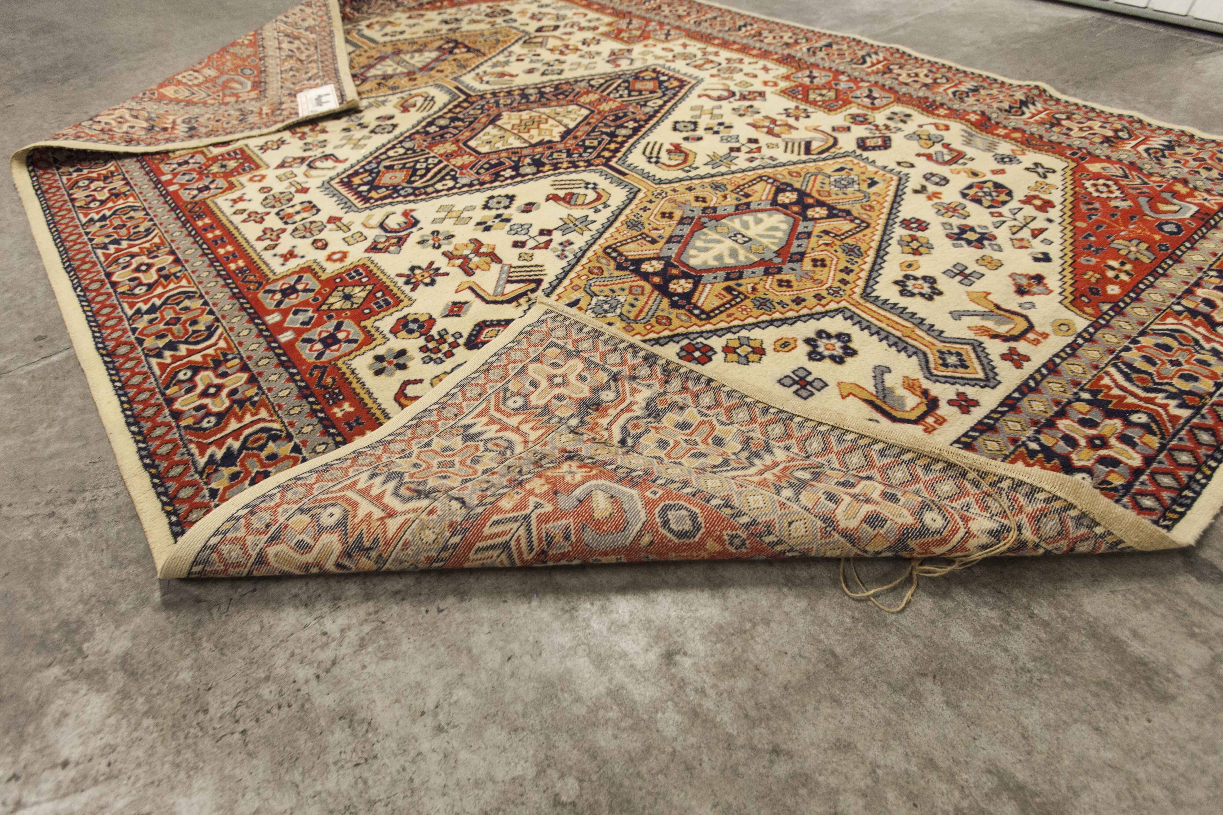 Apollo brand Persian rug, 100% virgin wool, Eulan Bayer Germany