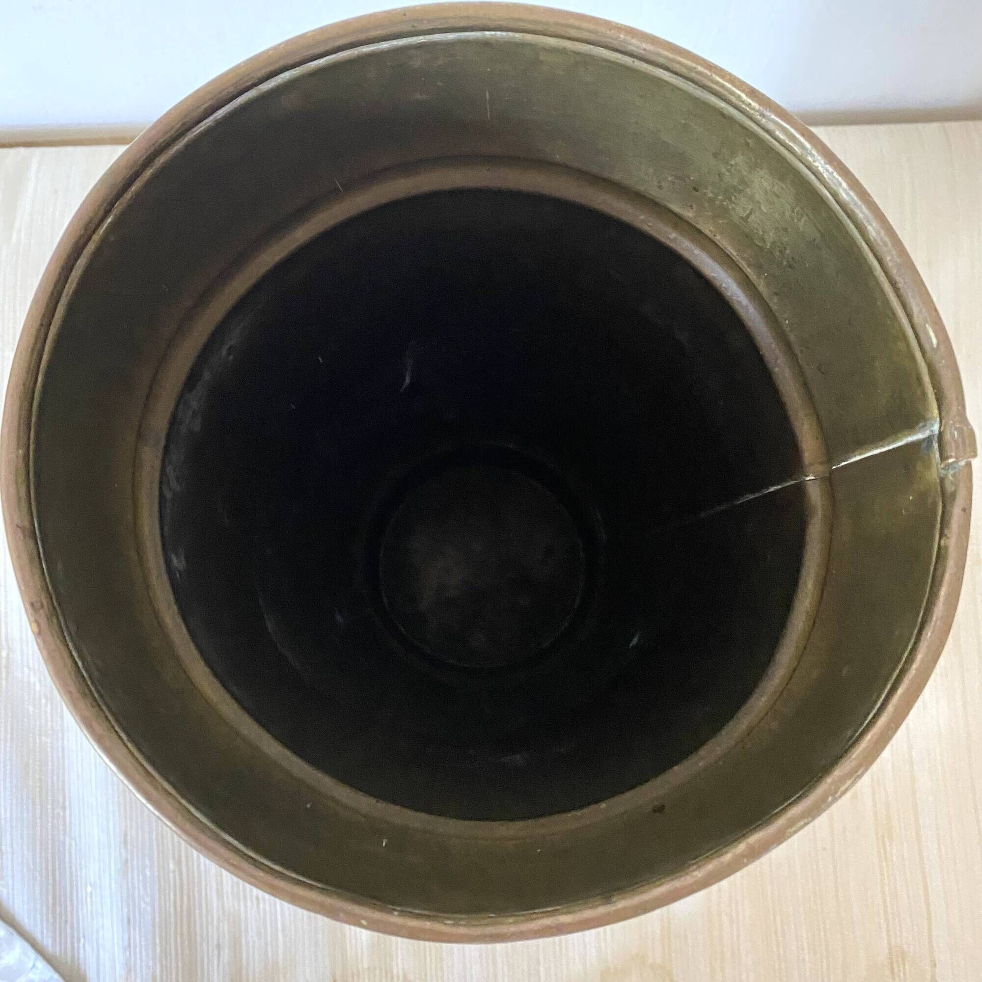 Brass umbrella stand - Brass La Gacilly -Le Dinandier