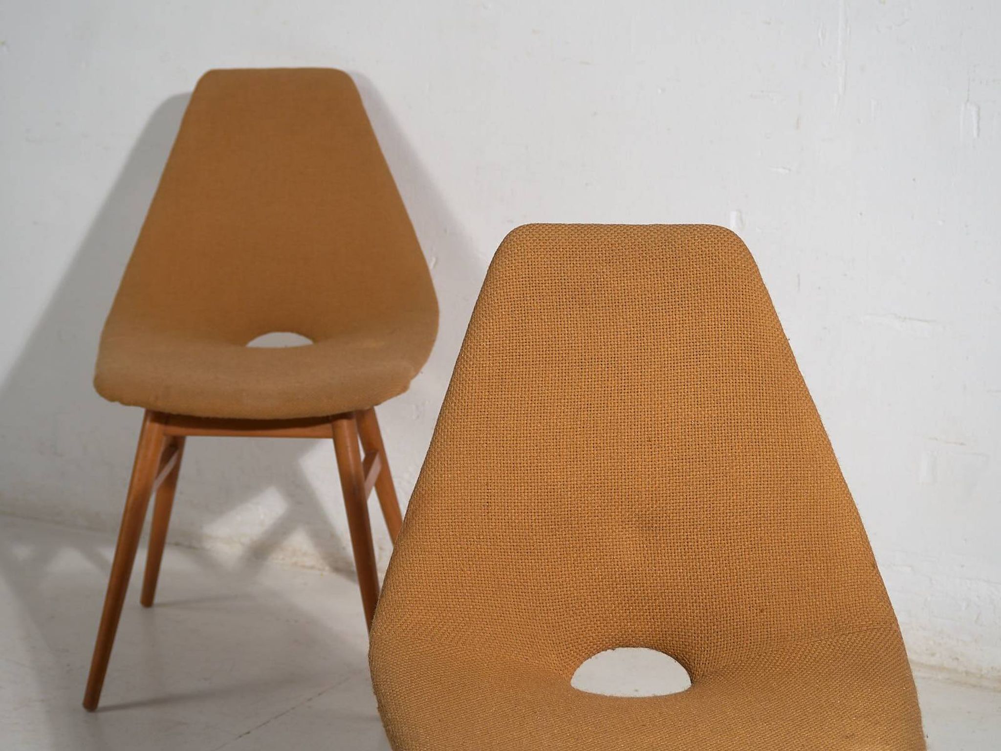 Chaises décoratives vintage (c.1950). Ensemble de 2 pièces