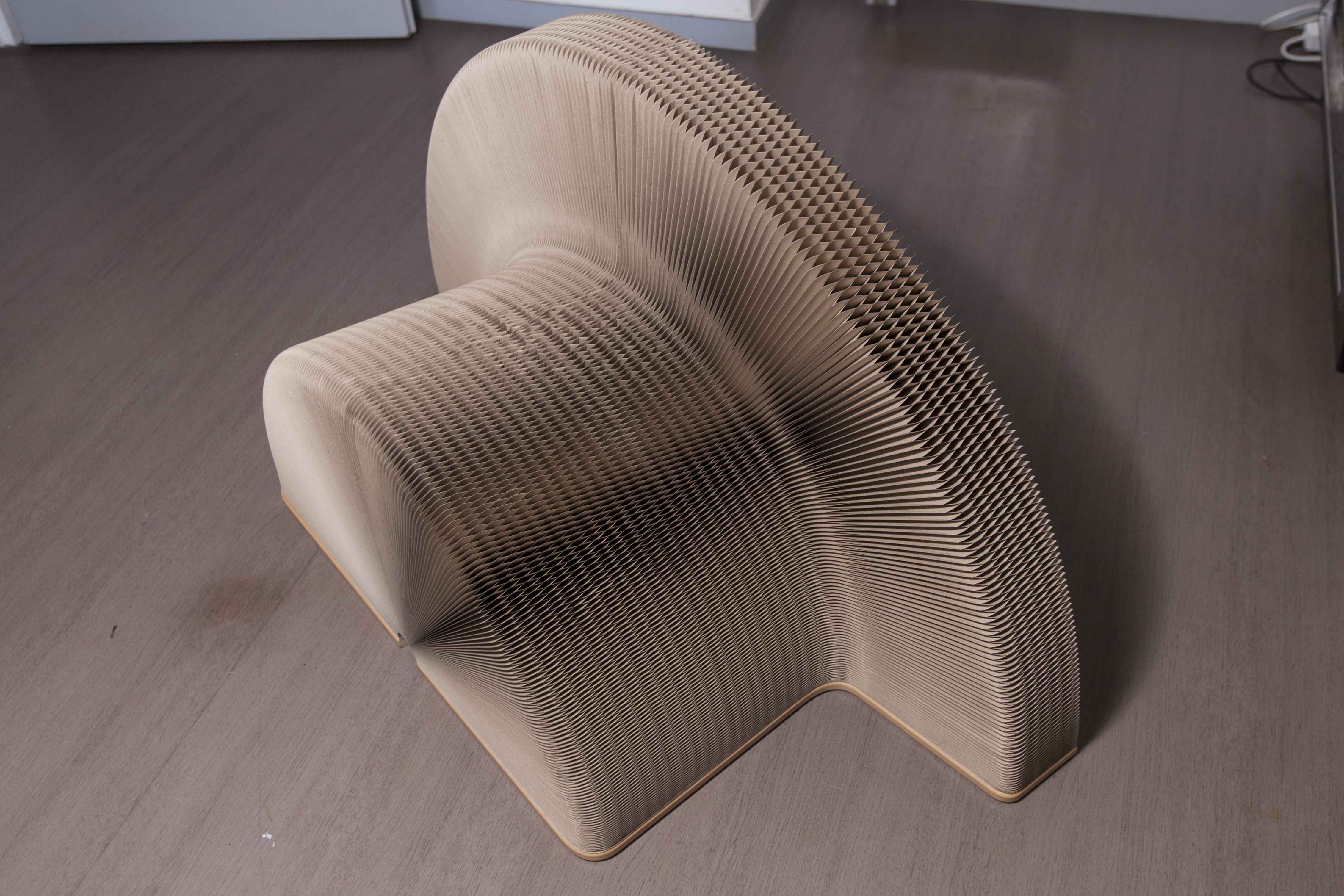 Vintage Extendable Seat The Flexible Love by Chishen chiu 2009