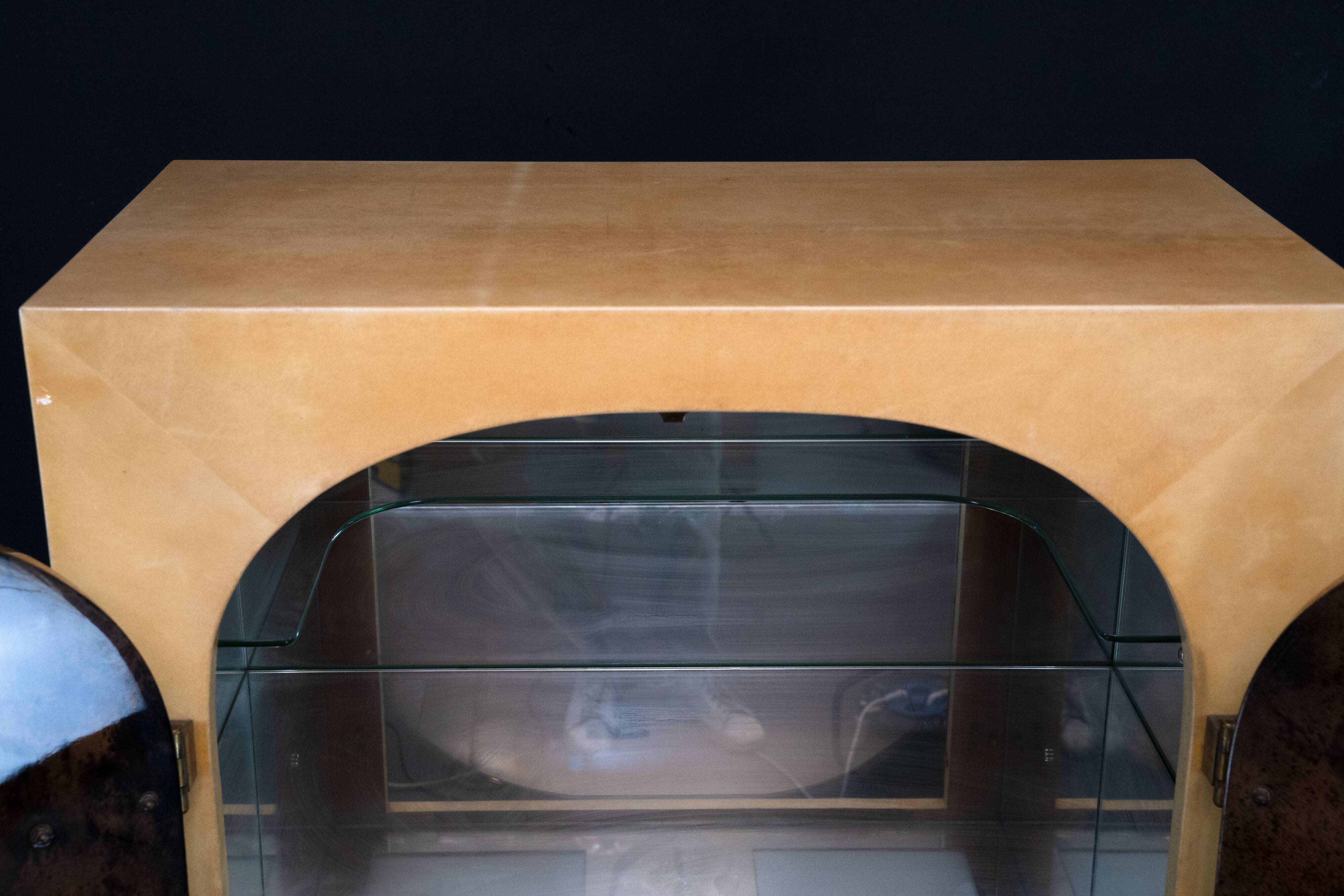 Aldo Tura Mid-Century Modern Goatskin Parchment Bar Cabinet, Italy, 1960s