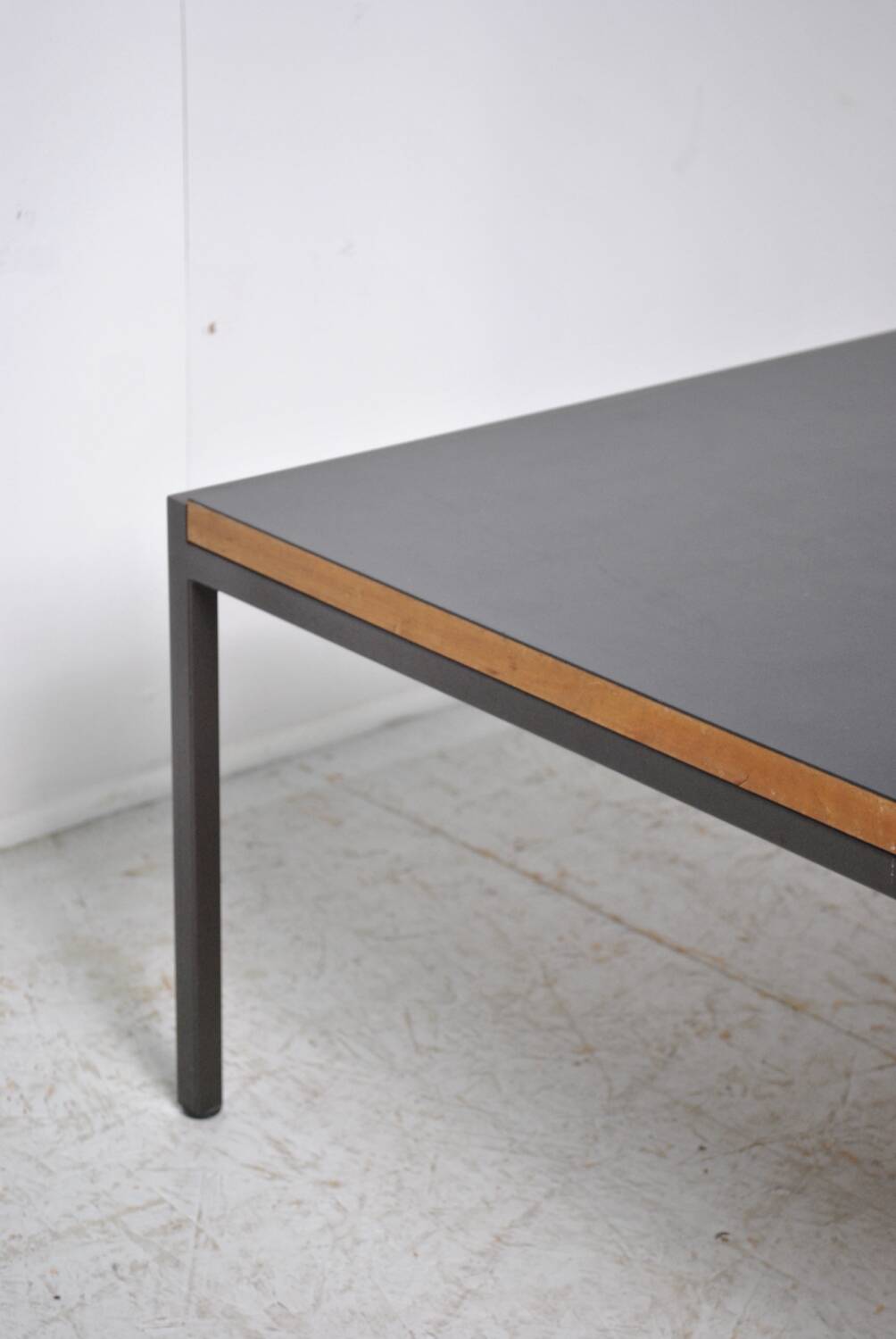 1960s modernist table base