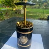 Cigarette dispenser