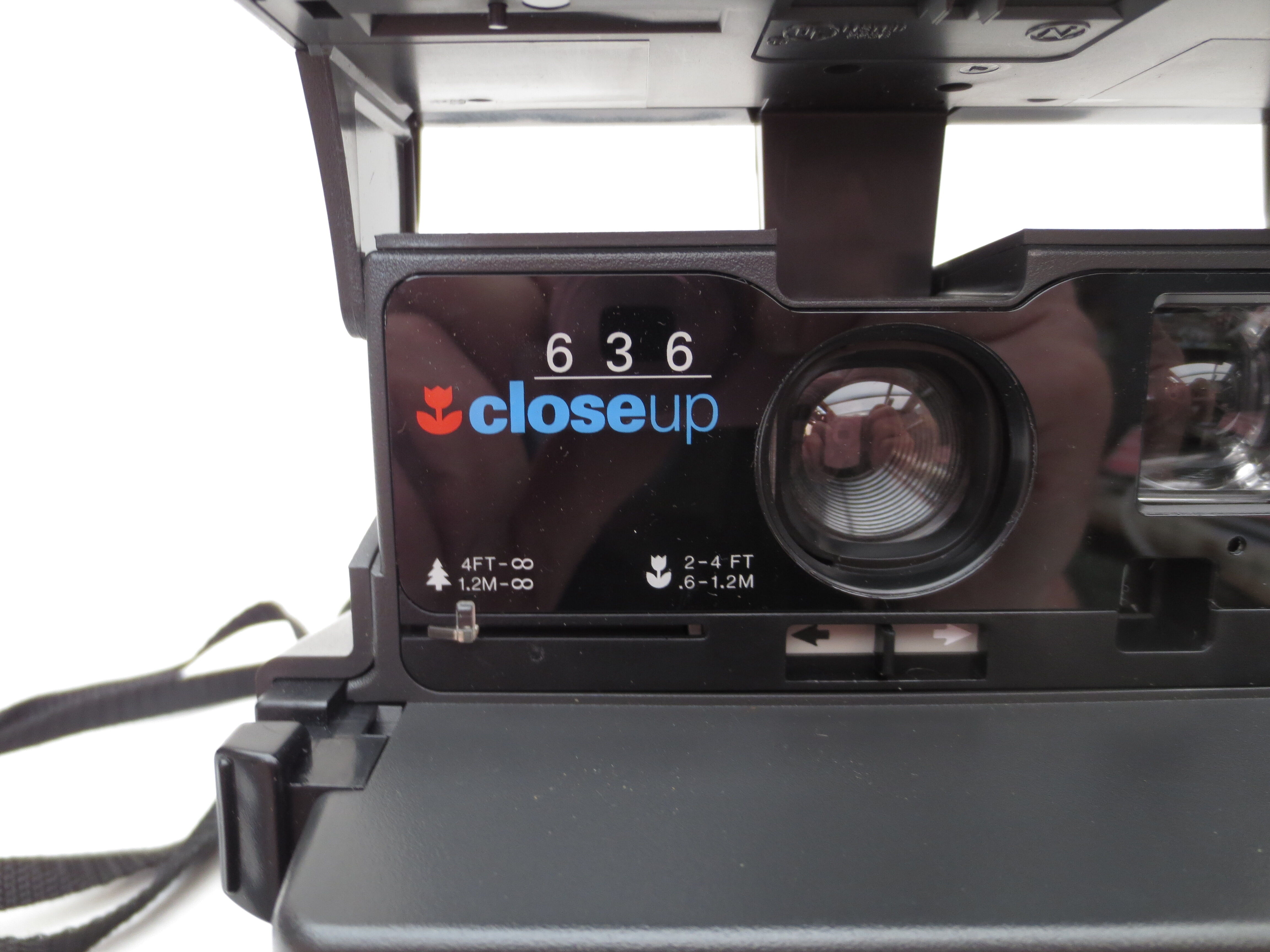 old polaroid camera 636