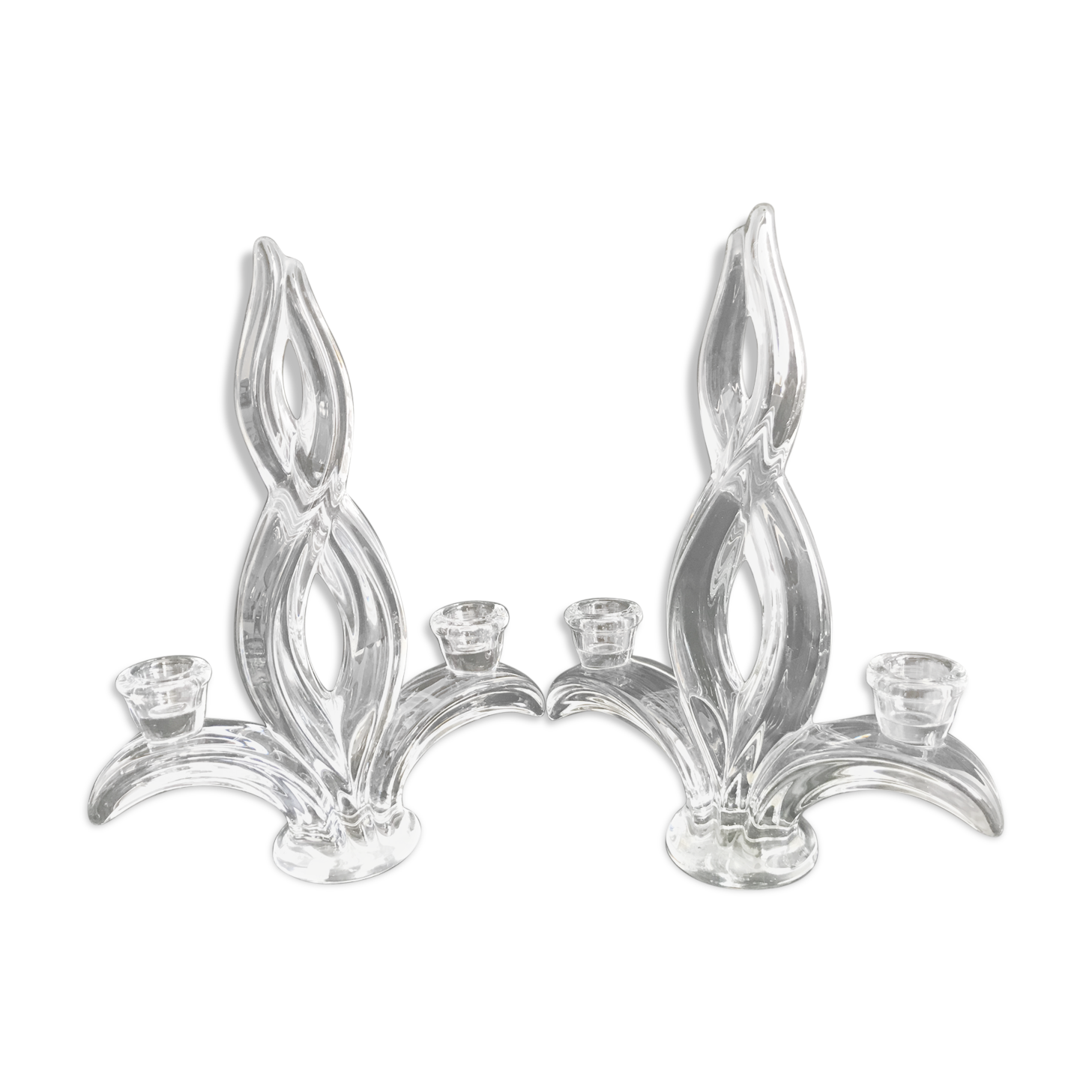 1336 Cristallerie de Vannes Le Châtel (1765-2018) - Pair of candlesticks - Crystal