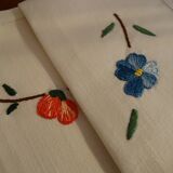 8 napkins embroidered flowers cotton mixed race 40 x 38