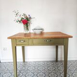 Khaki farm table
