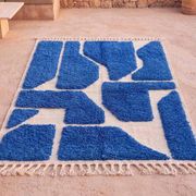 Authentic traditional white and blue Berber rug 2/3 m