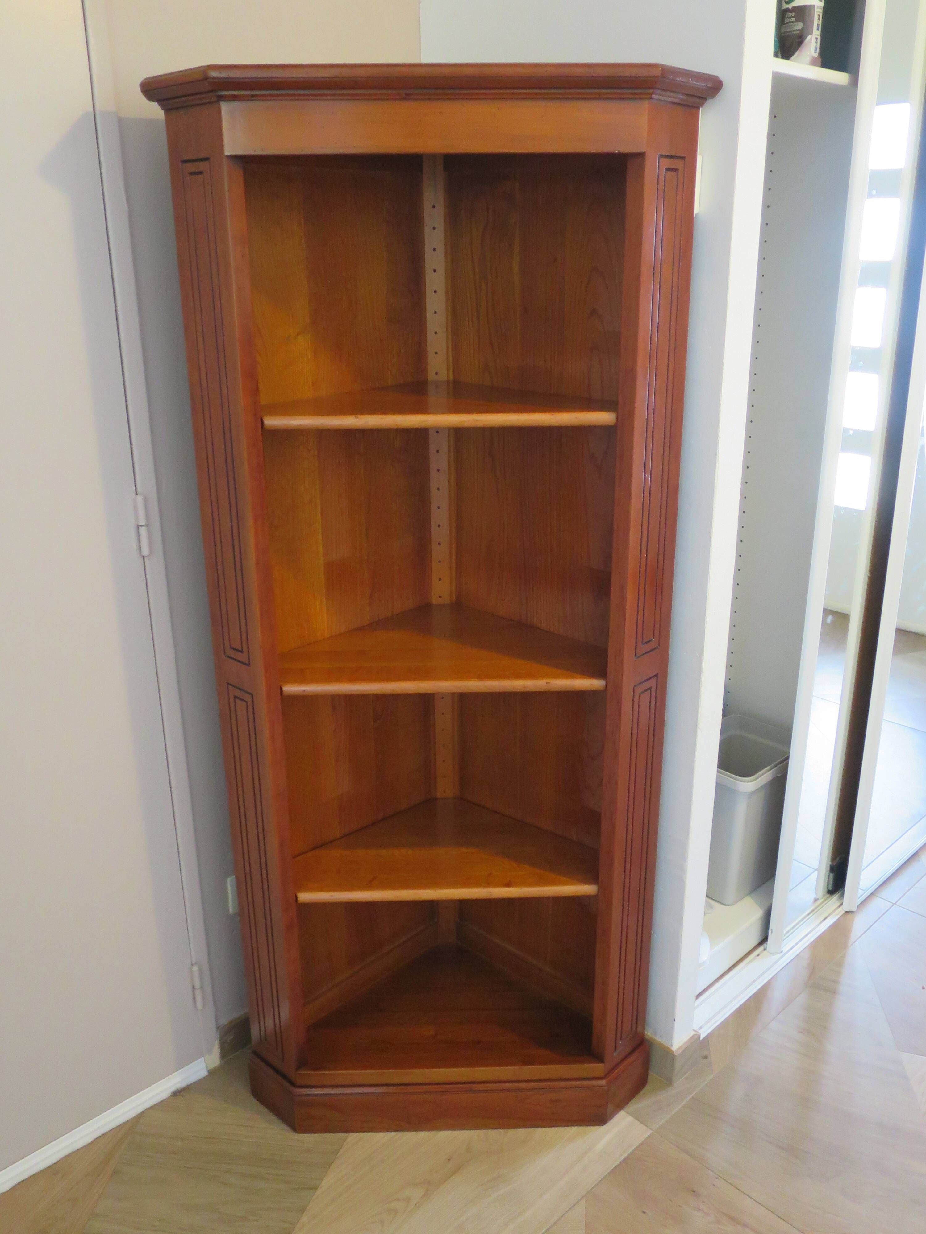 Corner bookshelf - Pentagon shape - Solid wood - 1980s - Richelieu