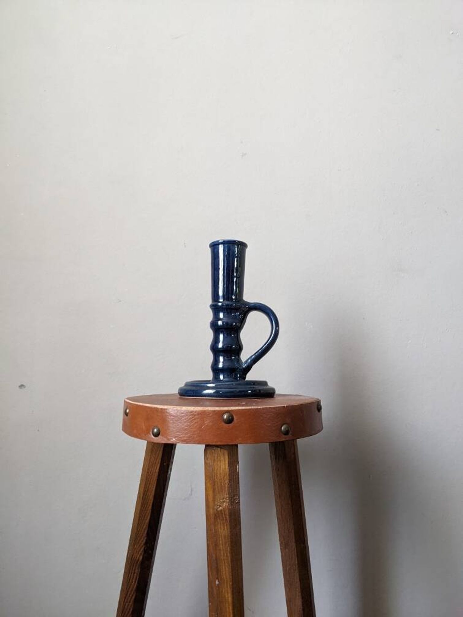 Bougeoir à main en céramique artisanale
